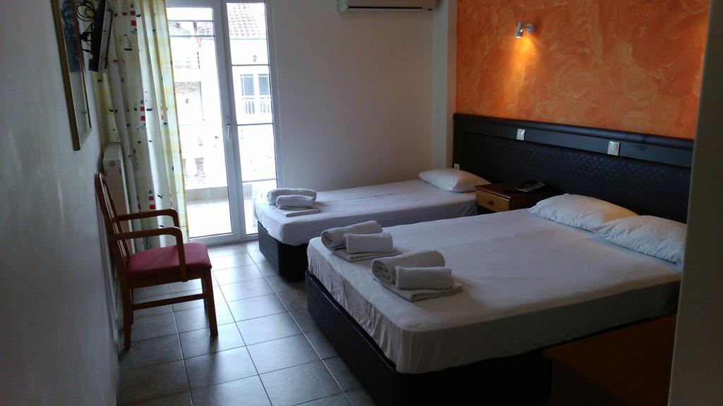 Hotel G.L. Paralía 部屋 写真